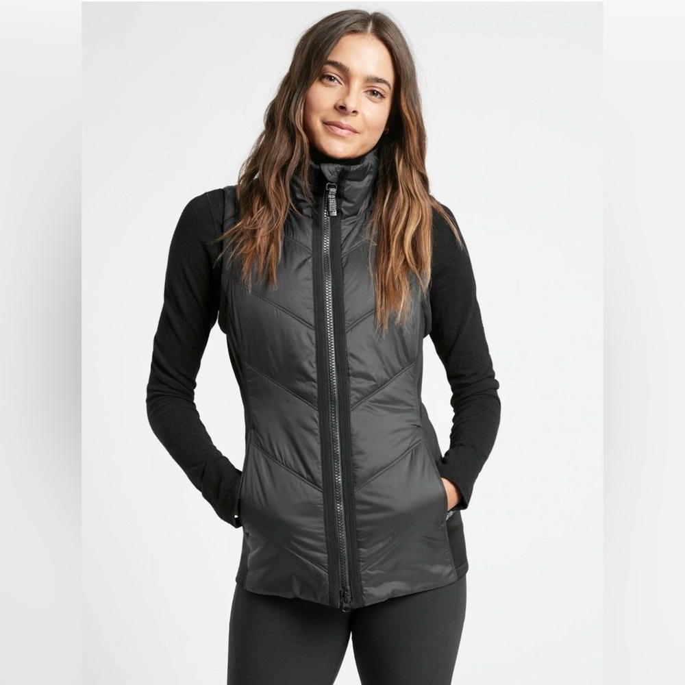 Athleta Rock Ridge Primaloft Vest - Medium Tall - Black